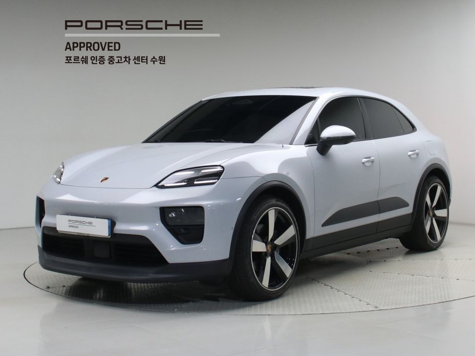 Porsche Macan 2025