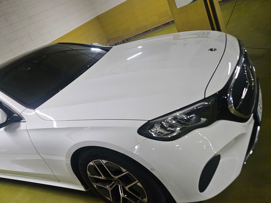 Mercedes-Benz E-Class 2025
