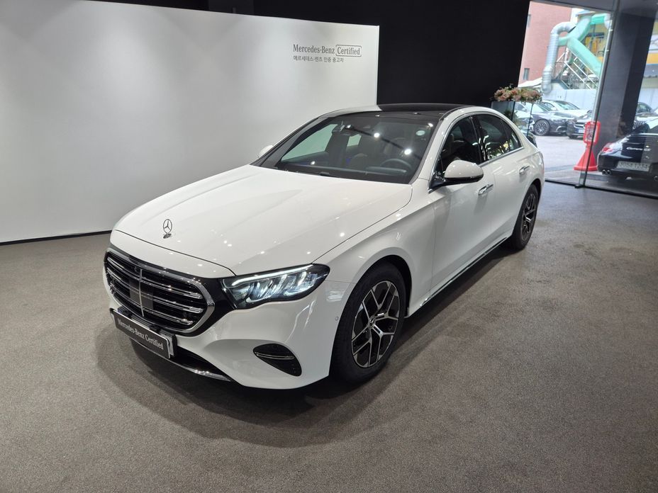 Mercedes-Benz E-Class 2026