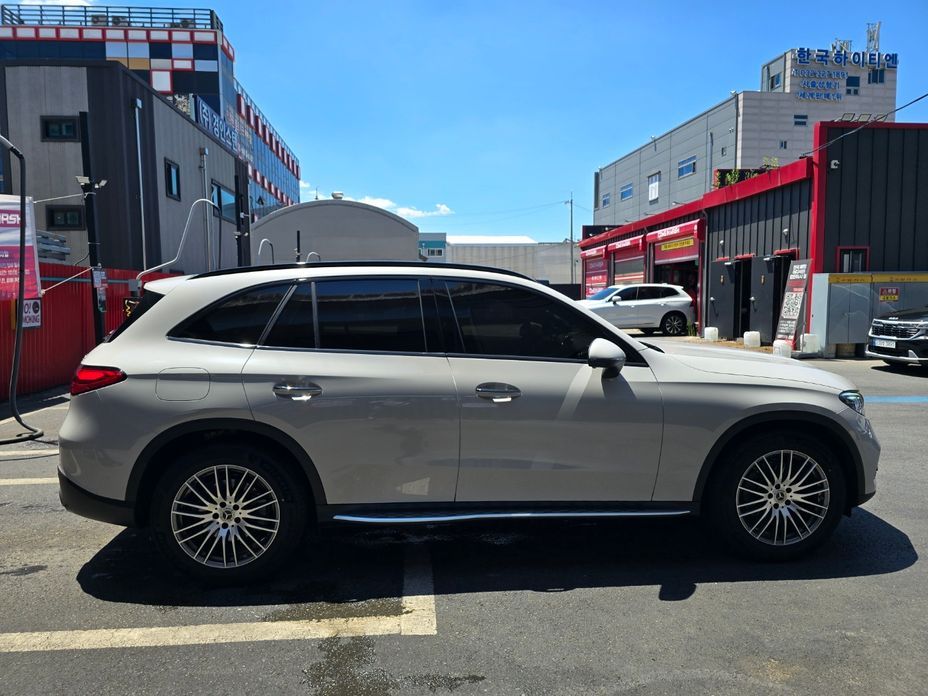 Mercedes-Benz GLC-Class 2026
