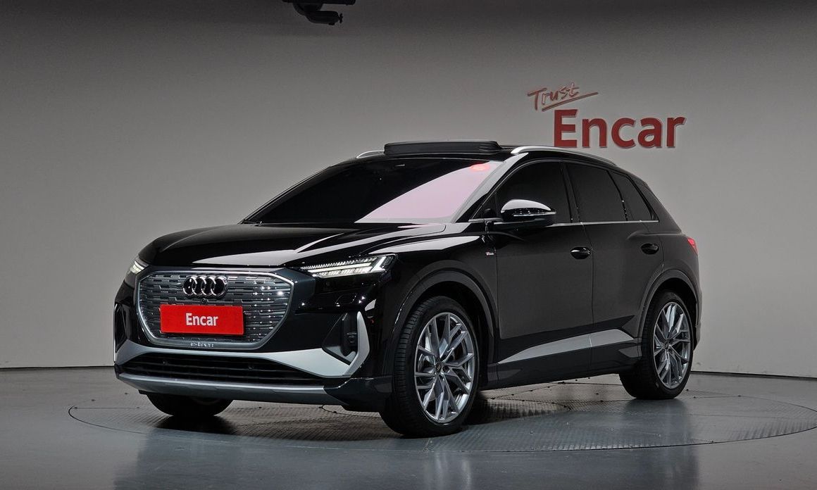 Audi Q4 e-tron 2025