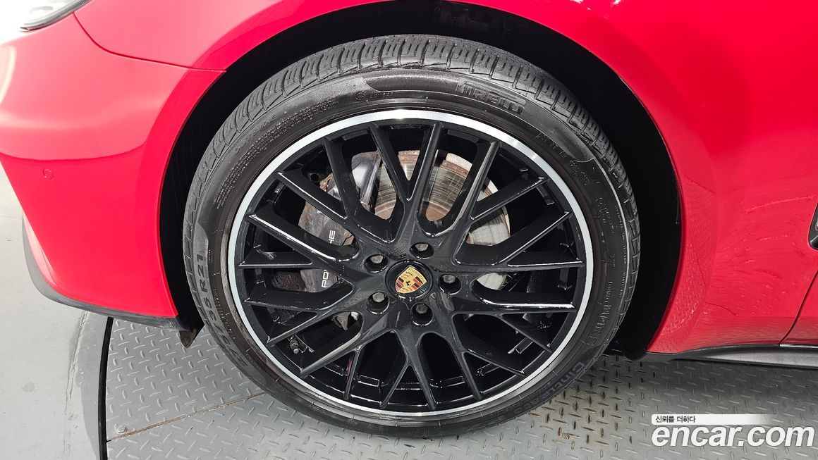 Porsche Panamera 2023