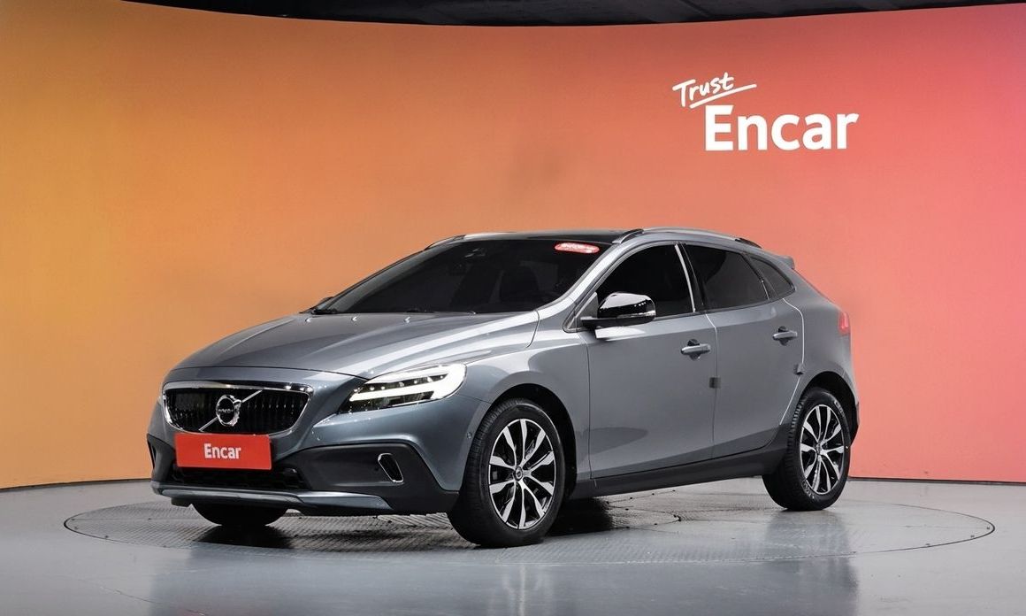 Volvo V40 2019