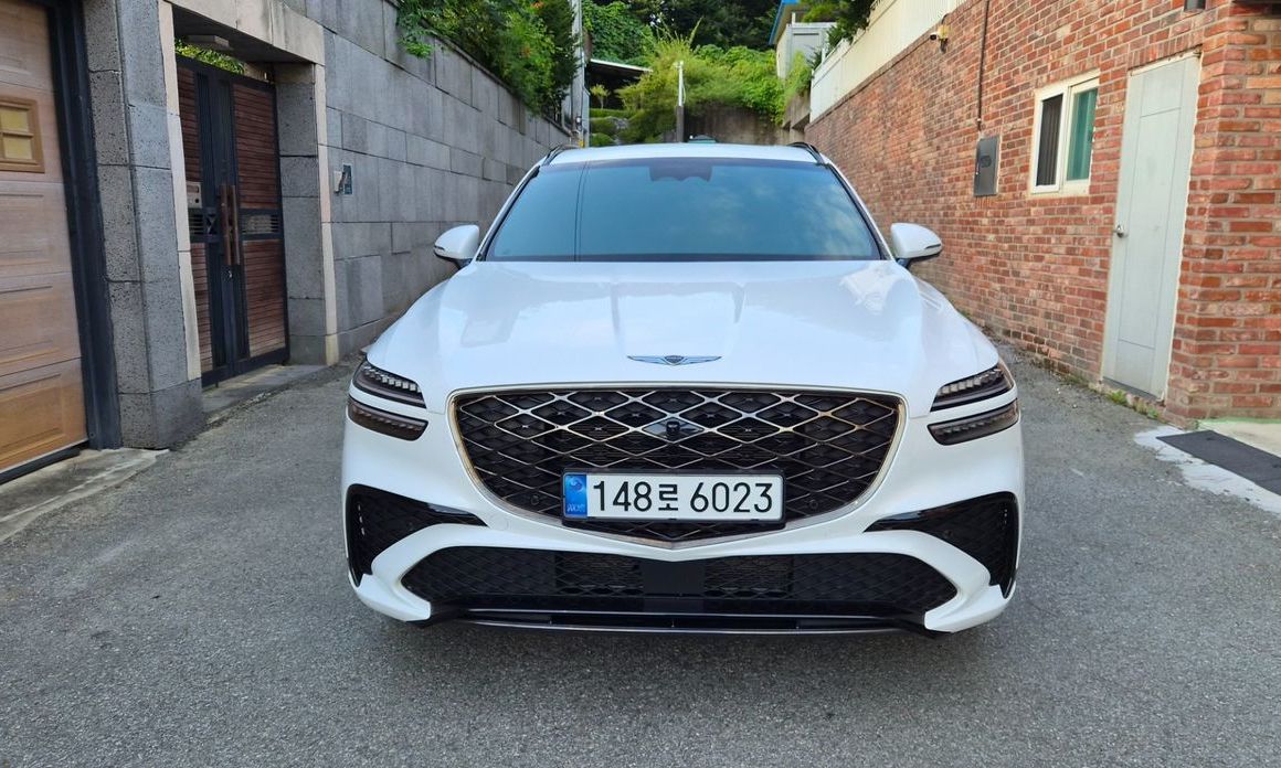 Genesis GV70 2025