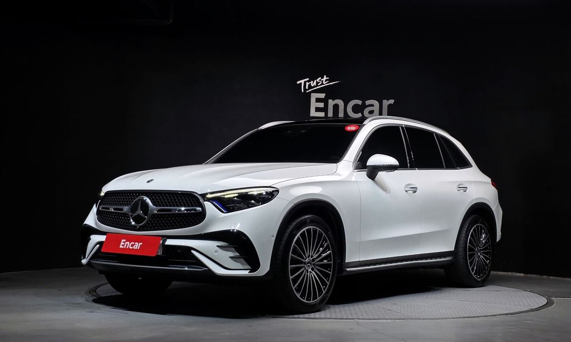 Mercedes-Benz GLC-Class 2023