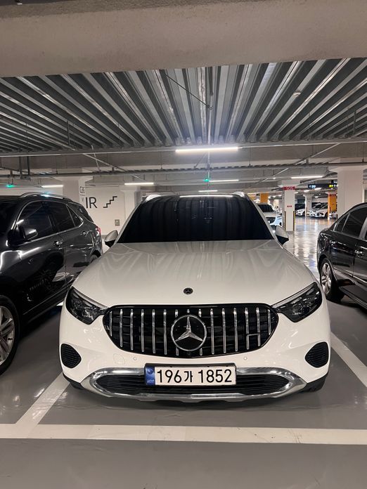 Mercedes-Benz GLC-Class 2023