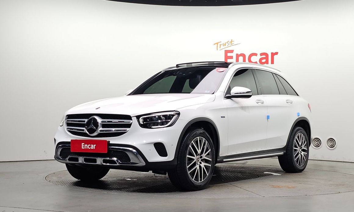 Mercedes-Benz GLC-Class 2021