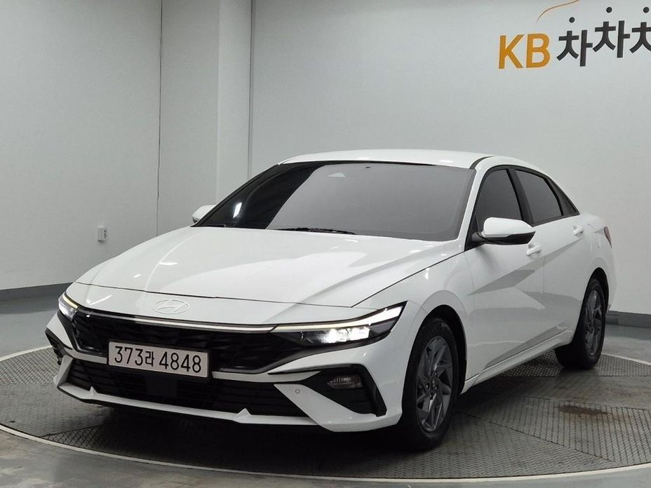 Hyundai AVANTE 2024