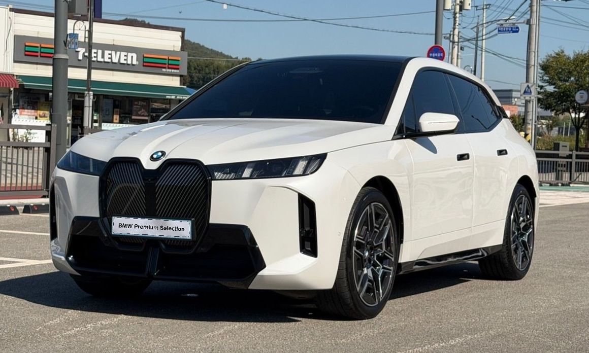BMW iX 2026