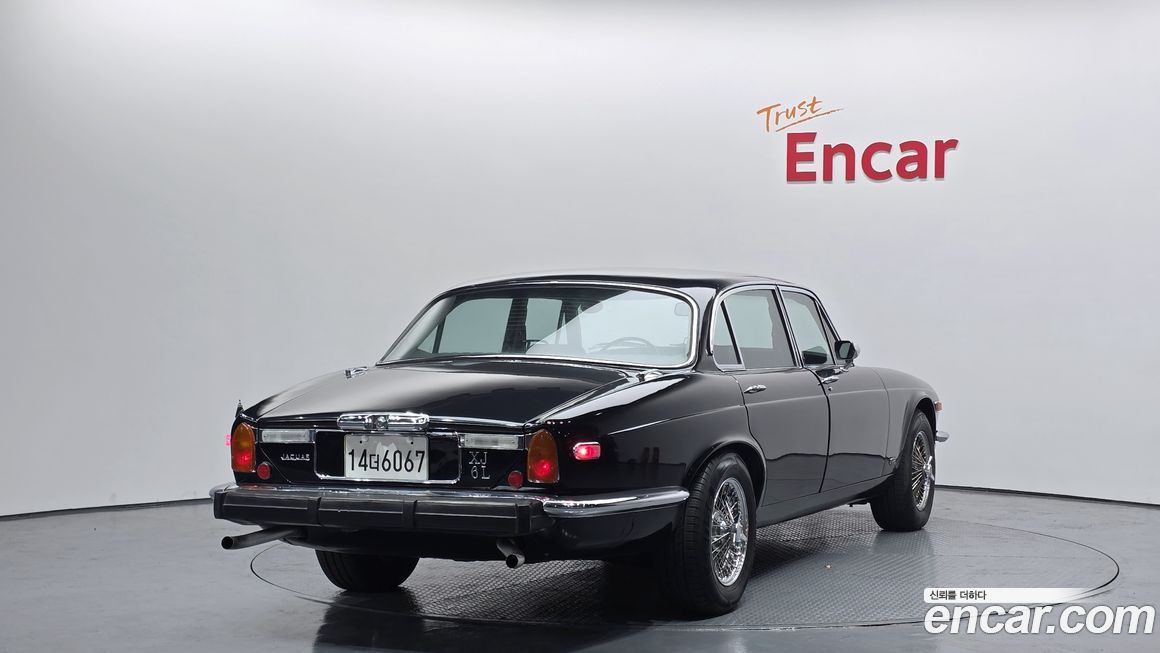 Jaguar XJ-6 2004