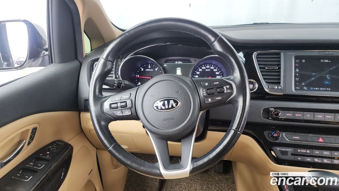 Kia Canival 2019