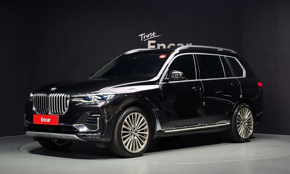 BMW X7 2021