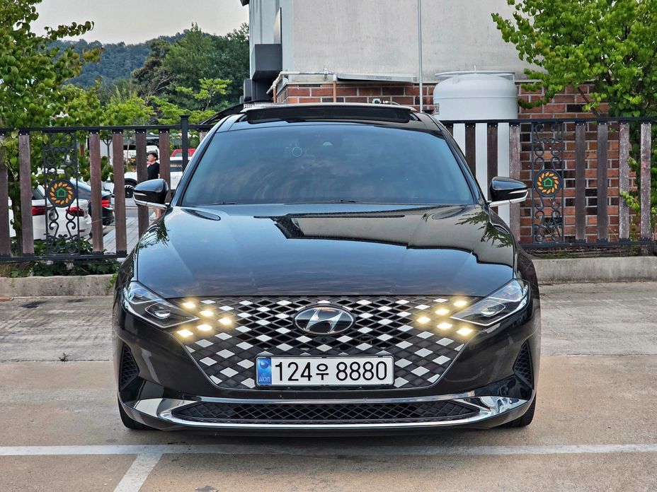Hyundai Grandeur 2022