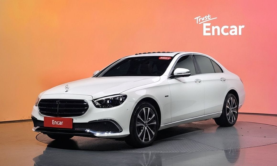 Mercedes-Benz E-Class 2021