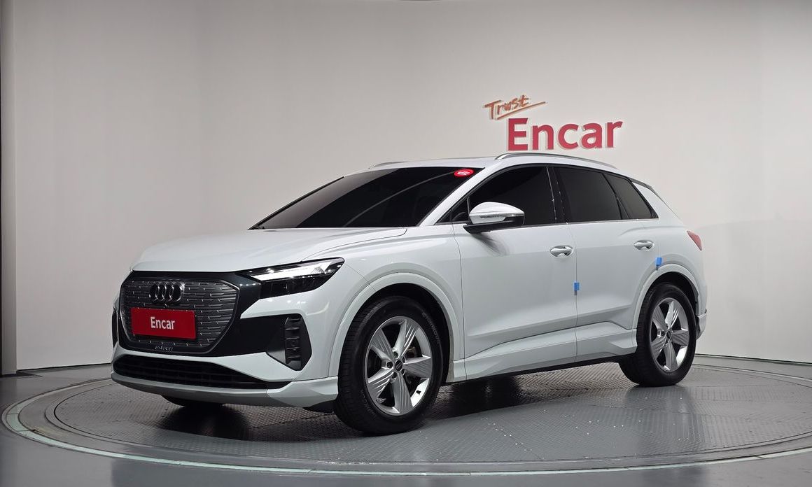 Audi Q4 e-tron 2023