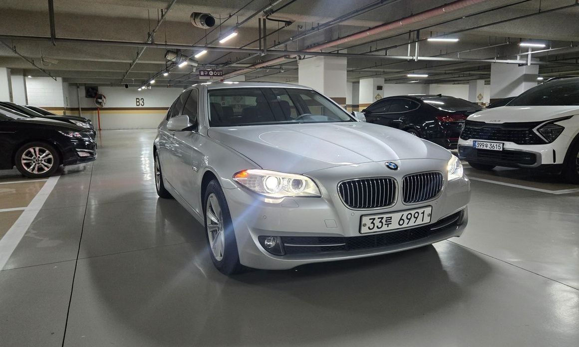 BMW 5-Series 2010