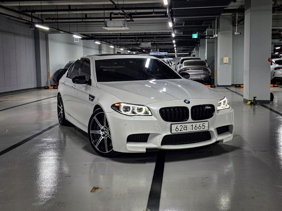 BMW M5 2016