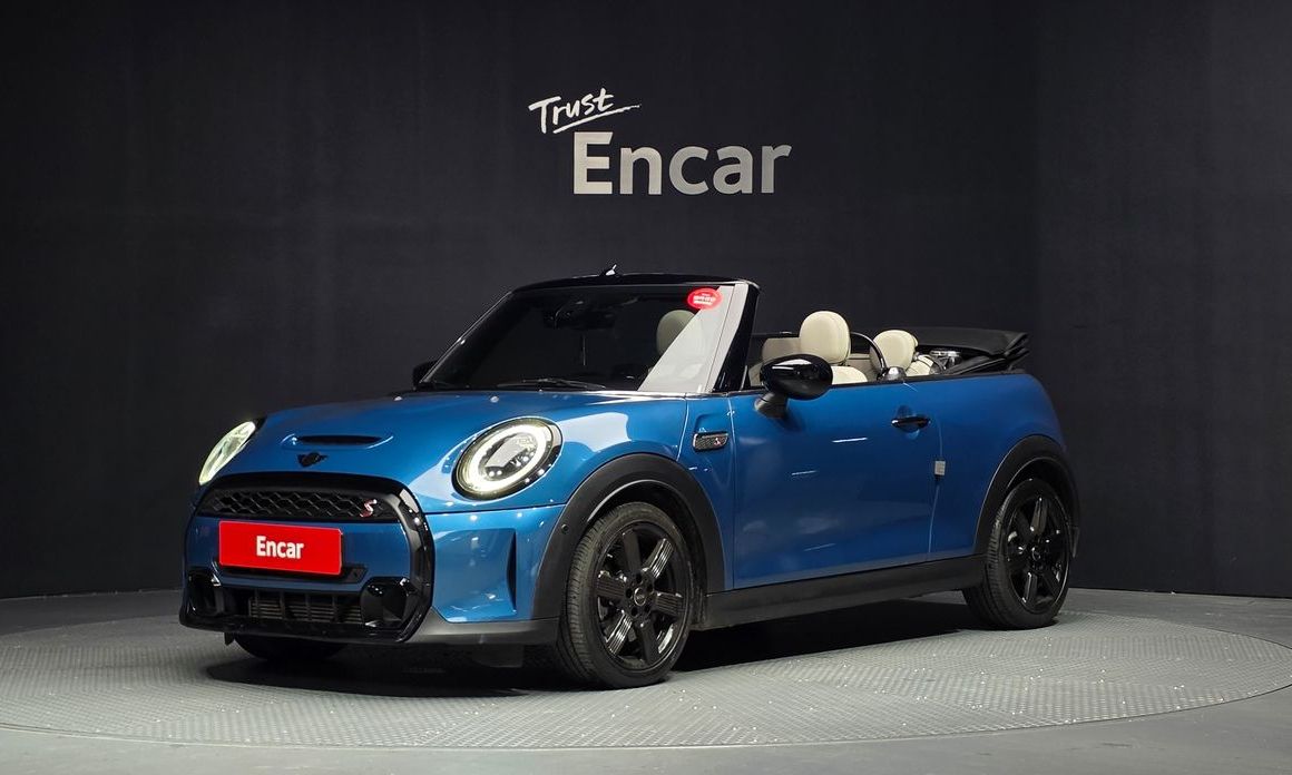 Mini Cooper Convertible 2023