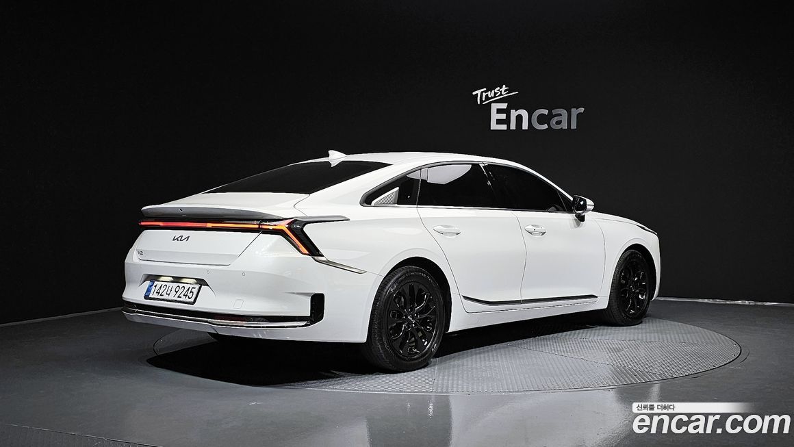 Kia K8 2025