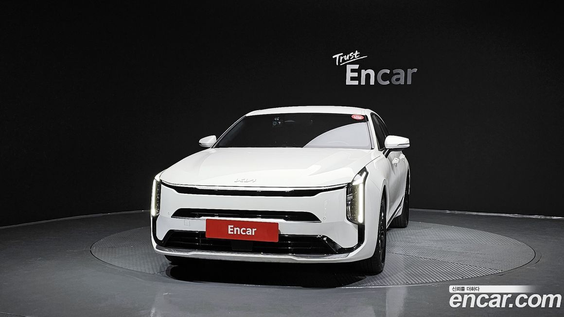 Kia K8 2025