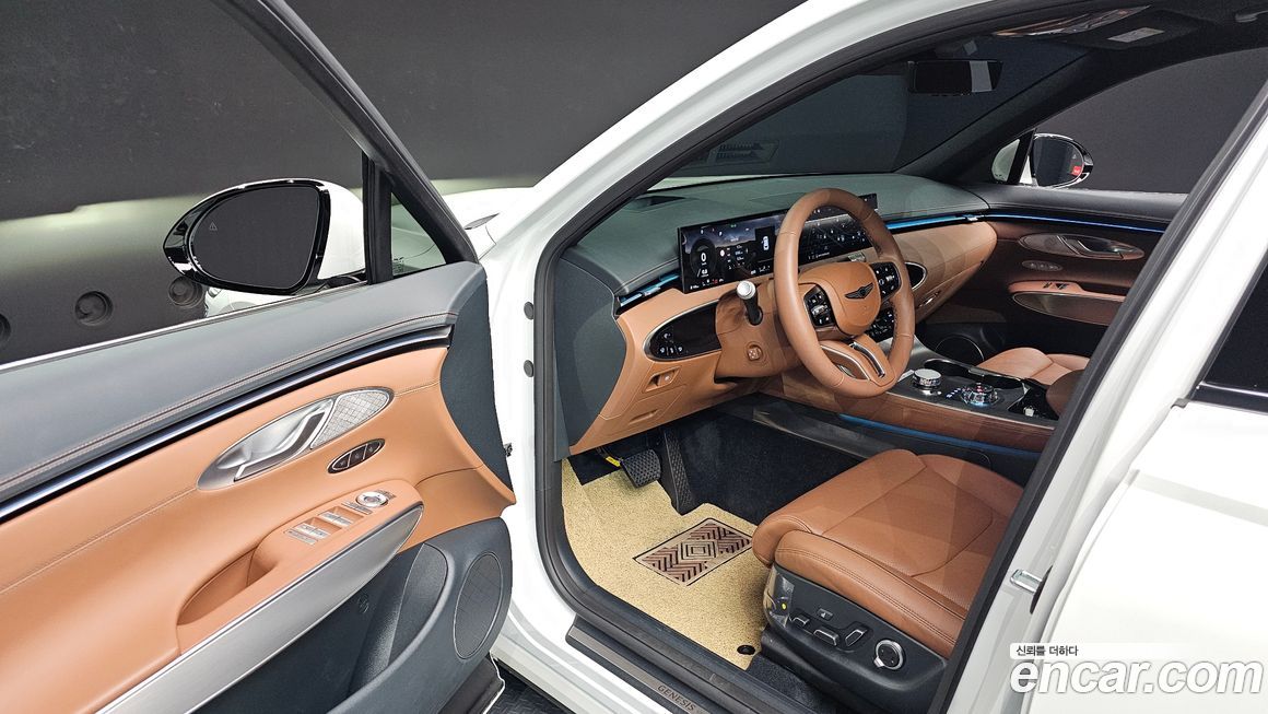 Genesis GV70 2025