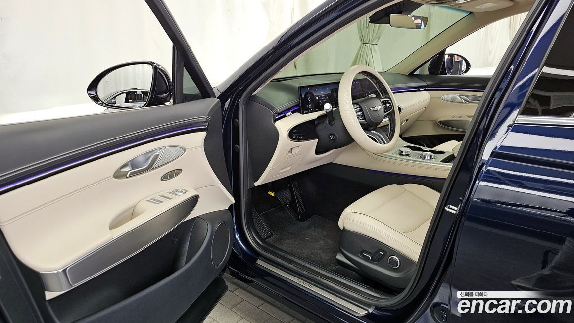 Genesis GV70 2025