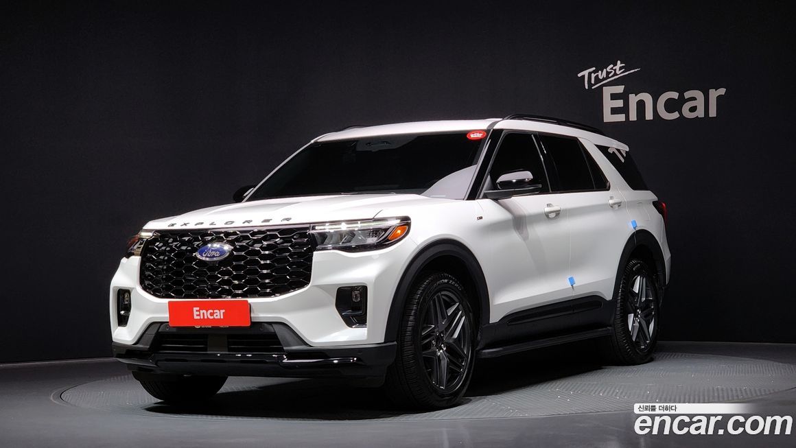 Ford Explorer 2025