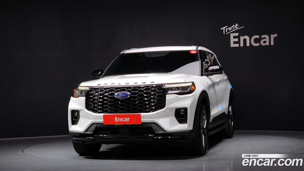 Ford Explorer 2025