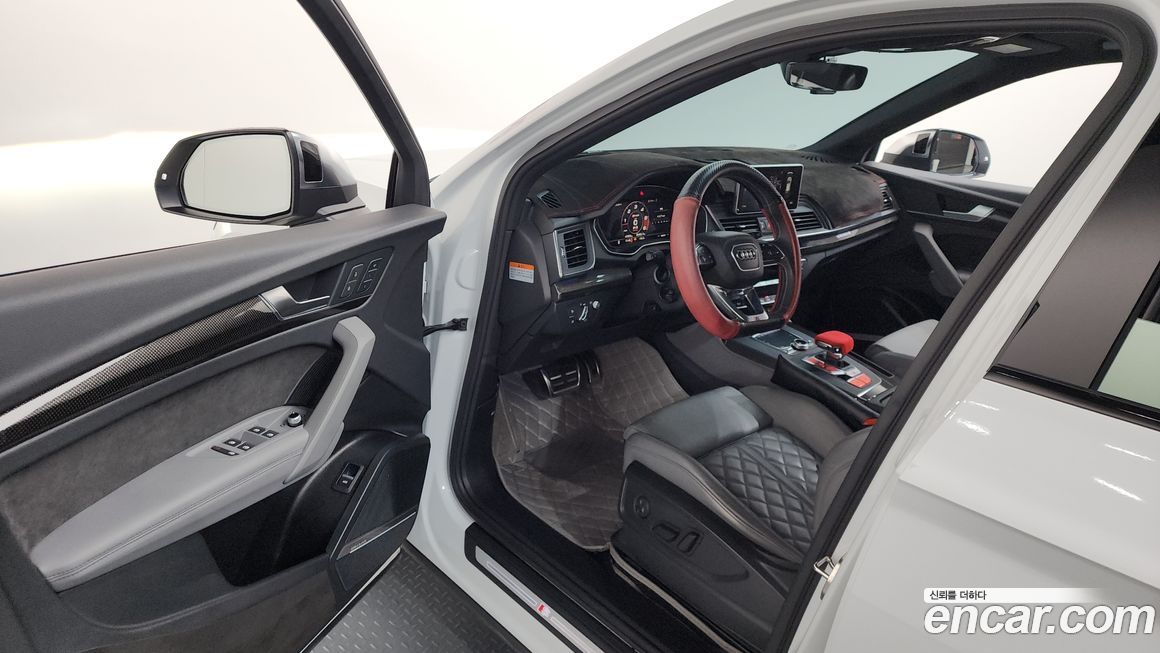 Audi SQ5 2020