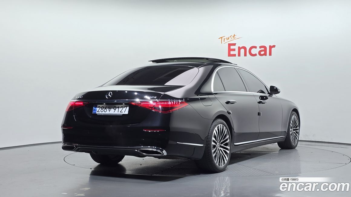Mercedes-Benz S-Class 2022