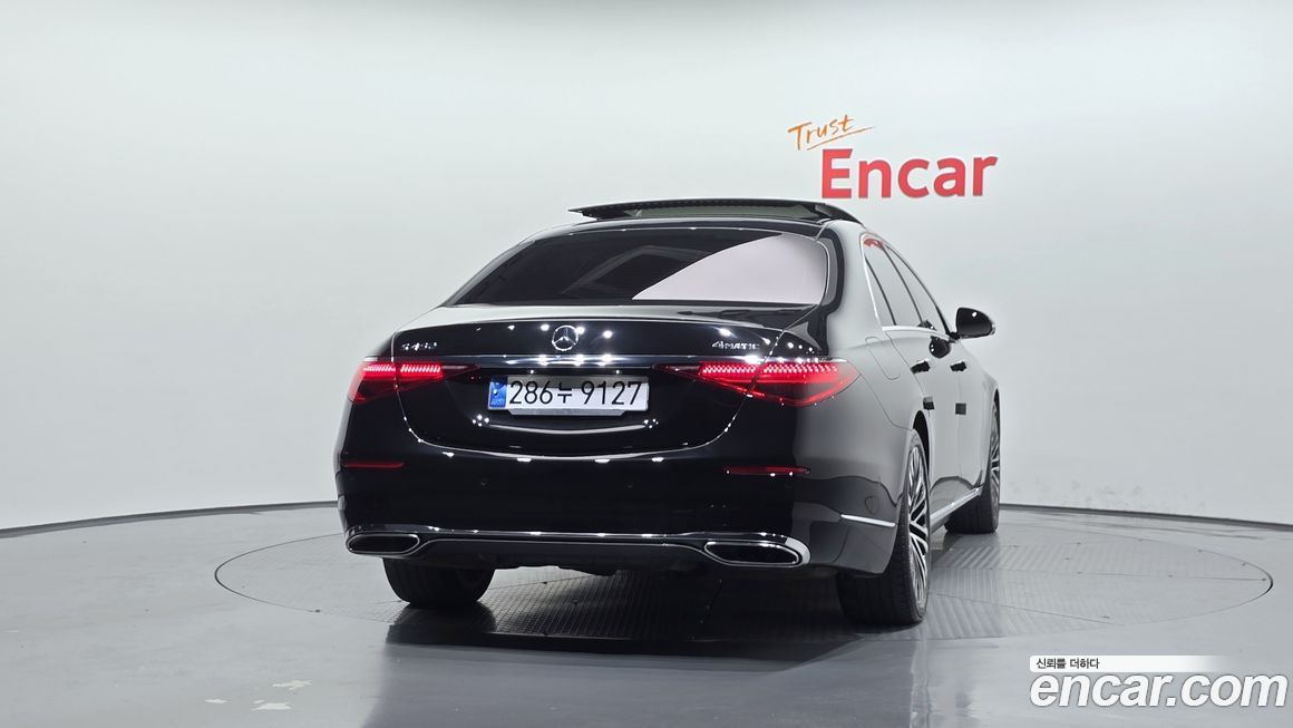 Mercedes-Benz S-Class 2022