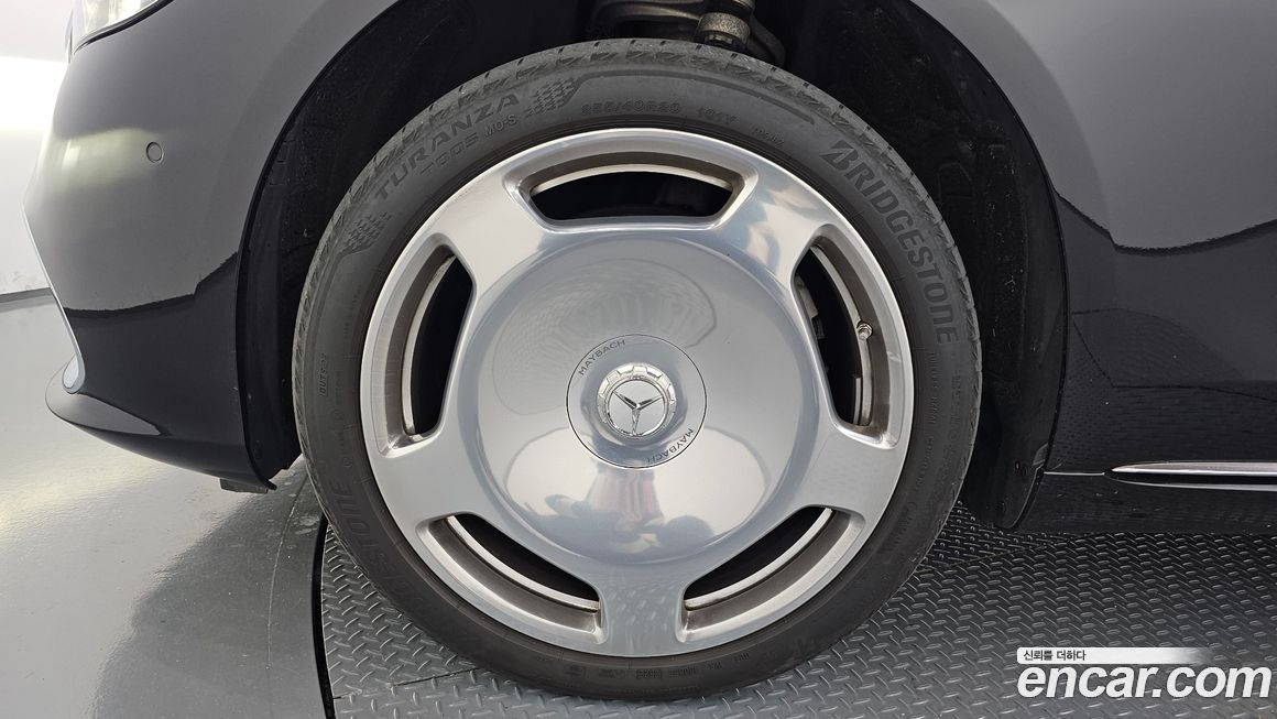 Mercedes-Benz S-Class 2022