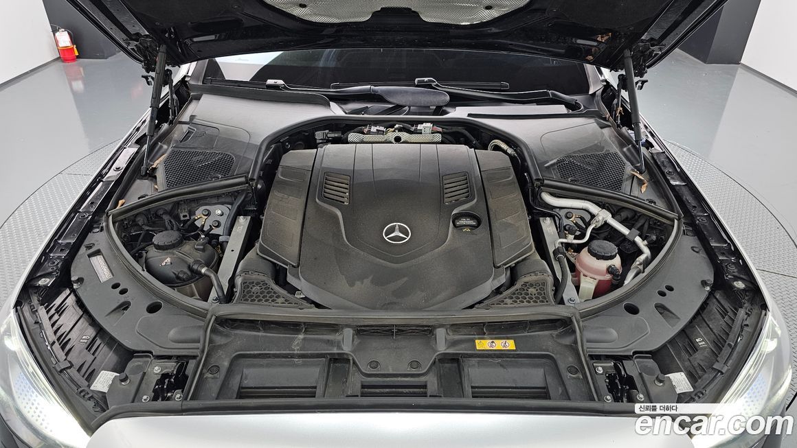 Mercedes-Benz S-Class 2022