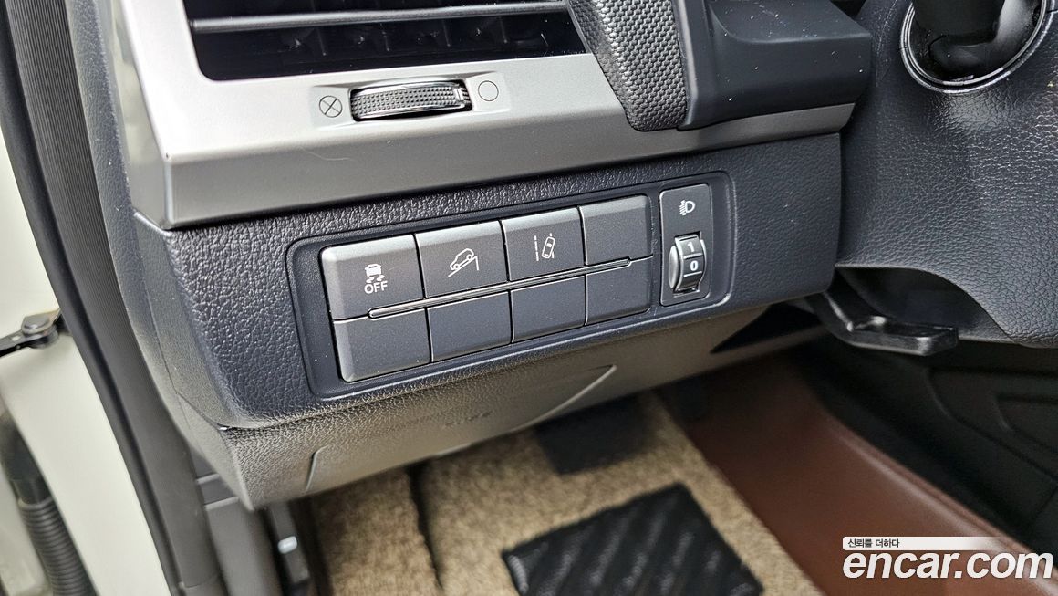 KG_Mobility_Ssangyong Rexton 2019