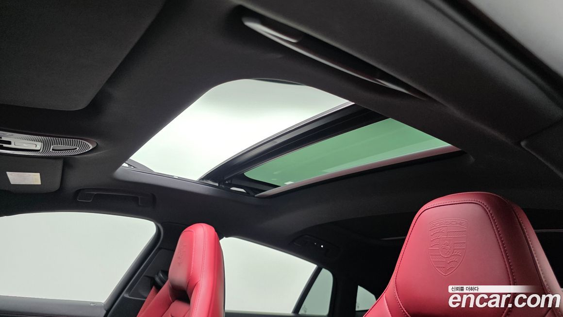 Porsche Panamera 2025