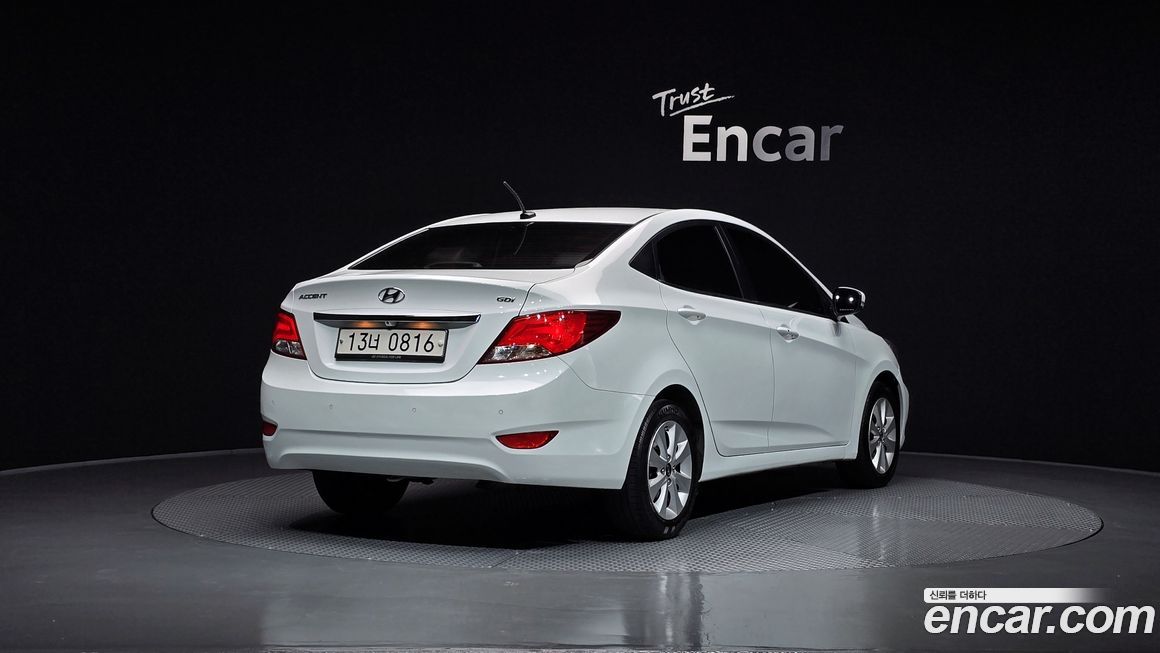Hyundai Accent 2016