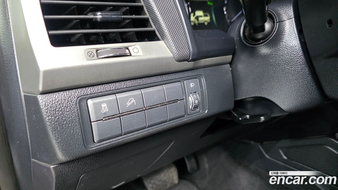 KG_Mobility_Ssangyong Rexton 2019