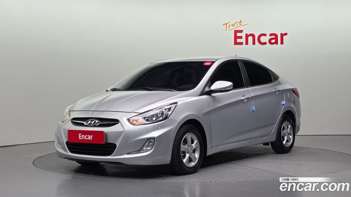 Hyundai Accent 2012