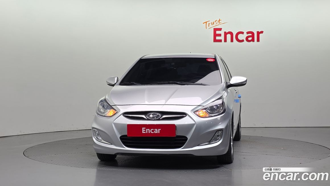 Hyundai Accent 2012