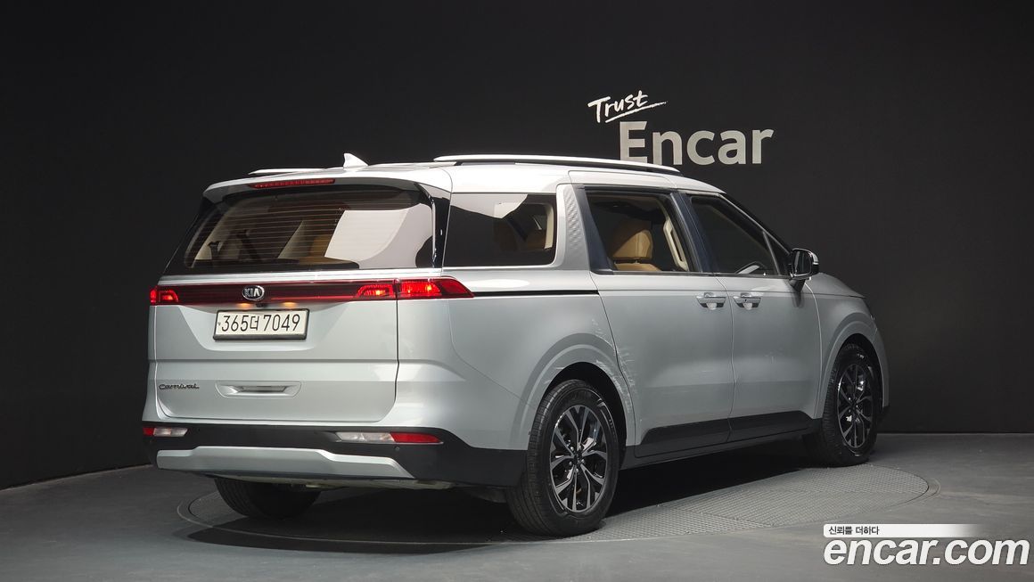 Kia Canival 2021