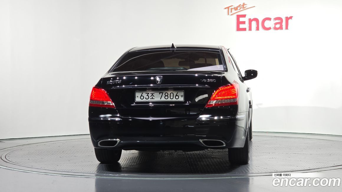 Hyundai Equus 2010