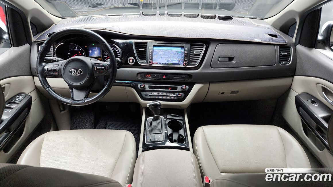 Kia Canival 2015
