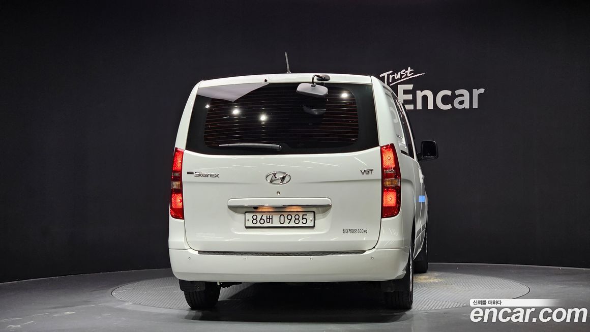 Hyundai Starex 2019