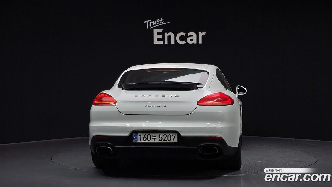 Porsche Panamera 2015