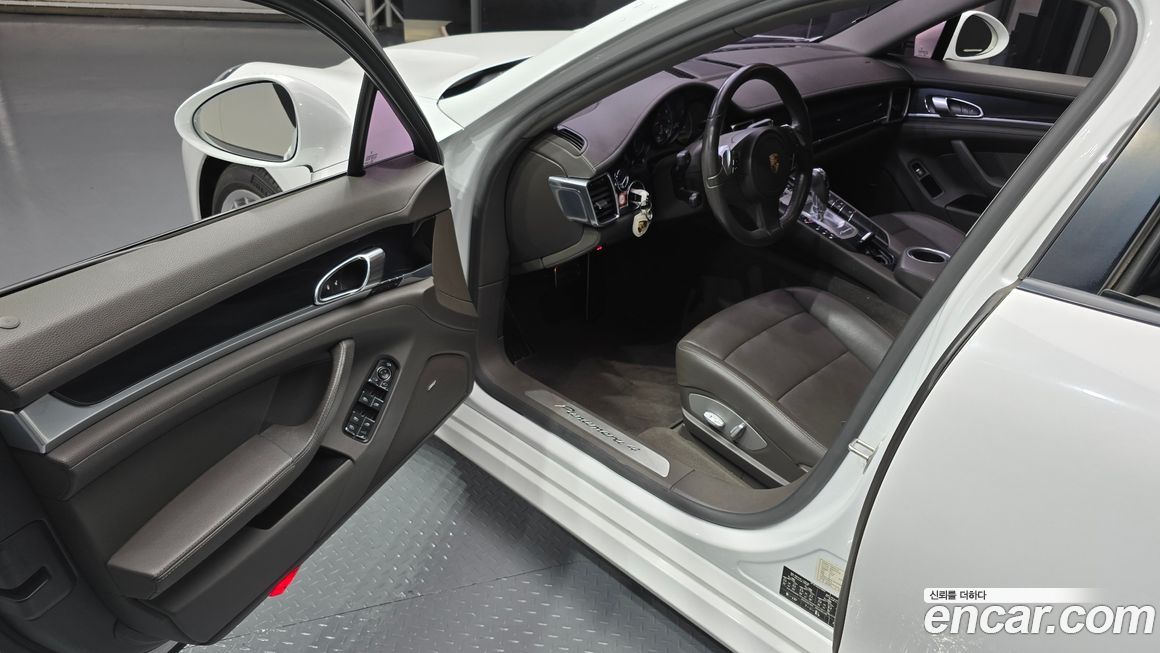 Porsche Panamera 2015