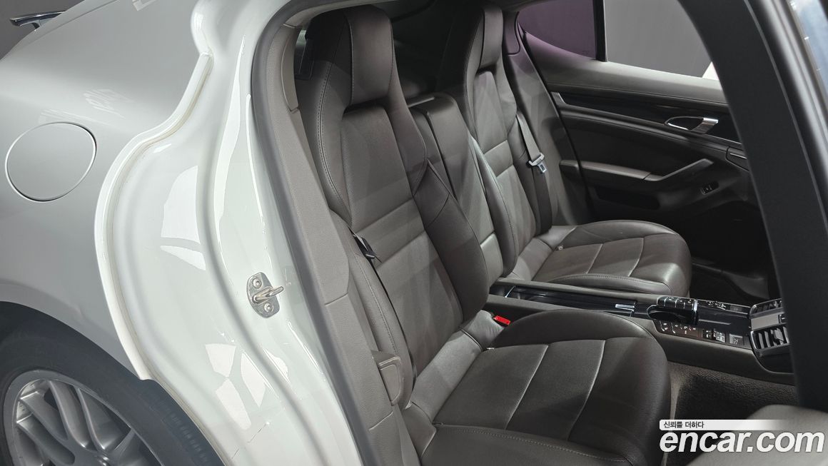 Porsche Panamera 2015