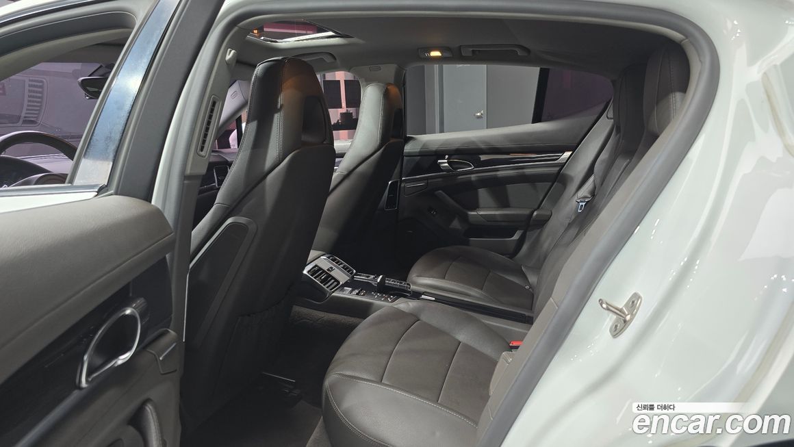 Porsche Panamera 2015