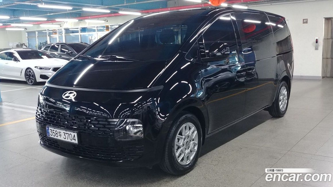 Hyundai Staria 2025