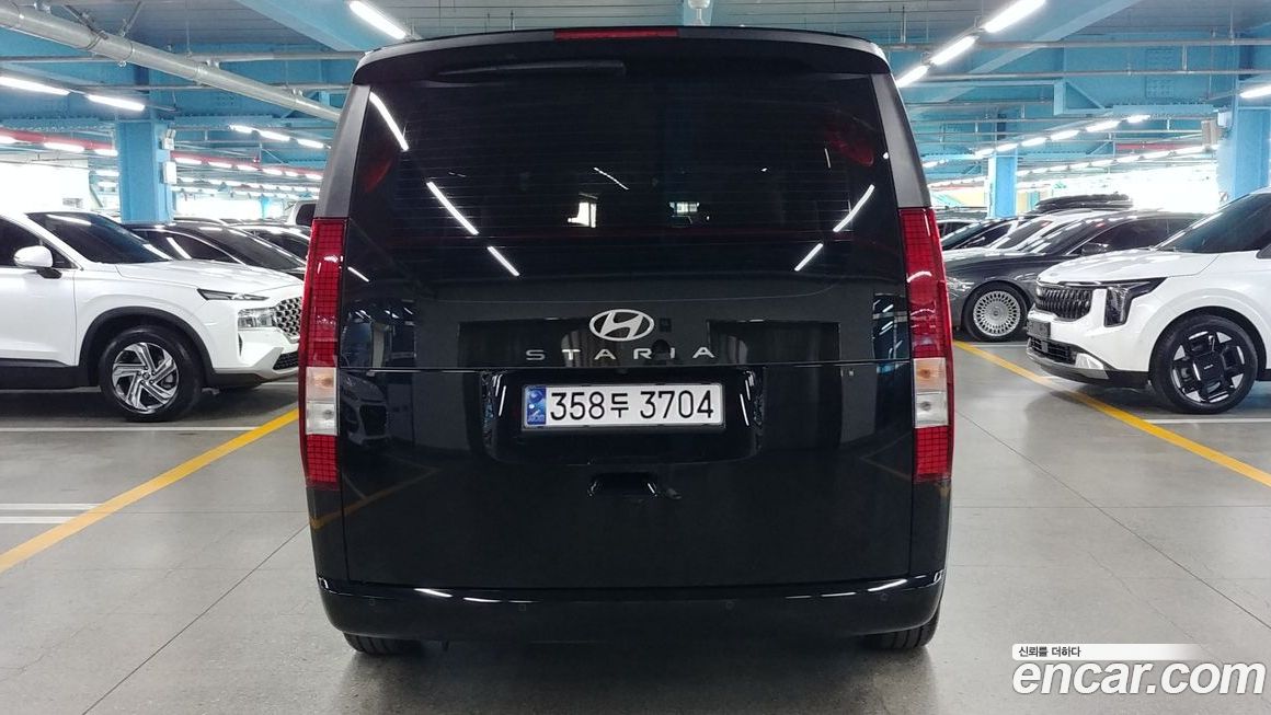 Hyundai Staria 2025