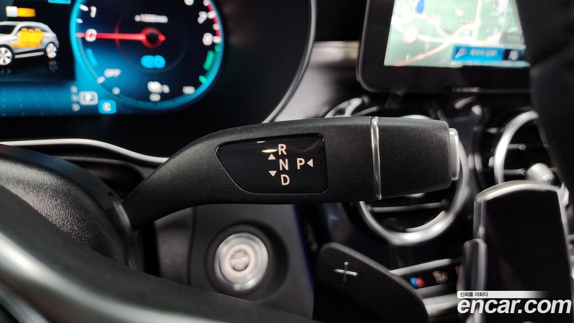 Mercedes-Benz GLC-Class 2022